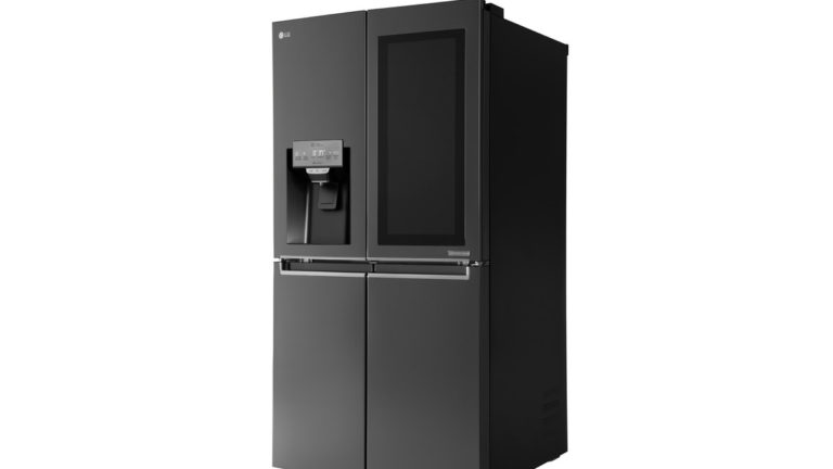 Новые холодильники от LG на CES 2018: 3 невероятные фишки новинки